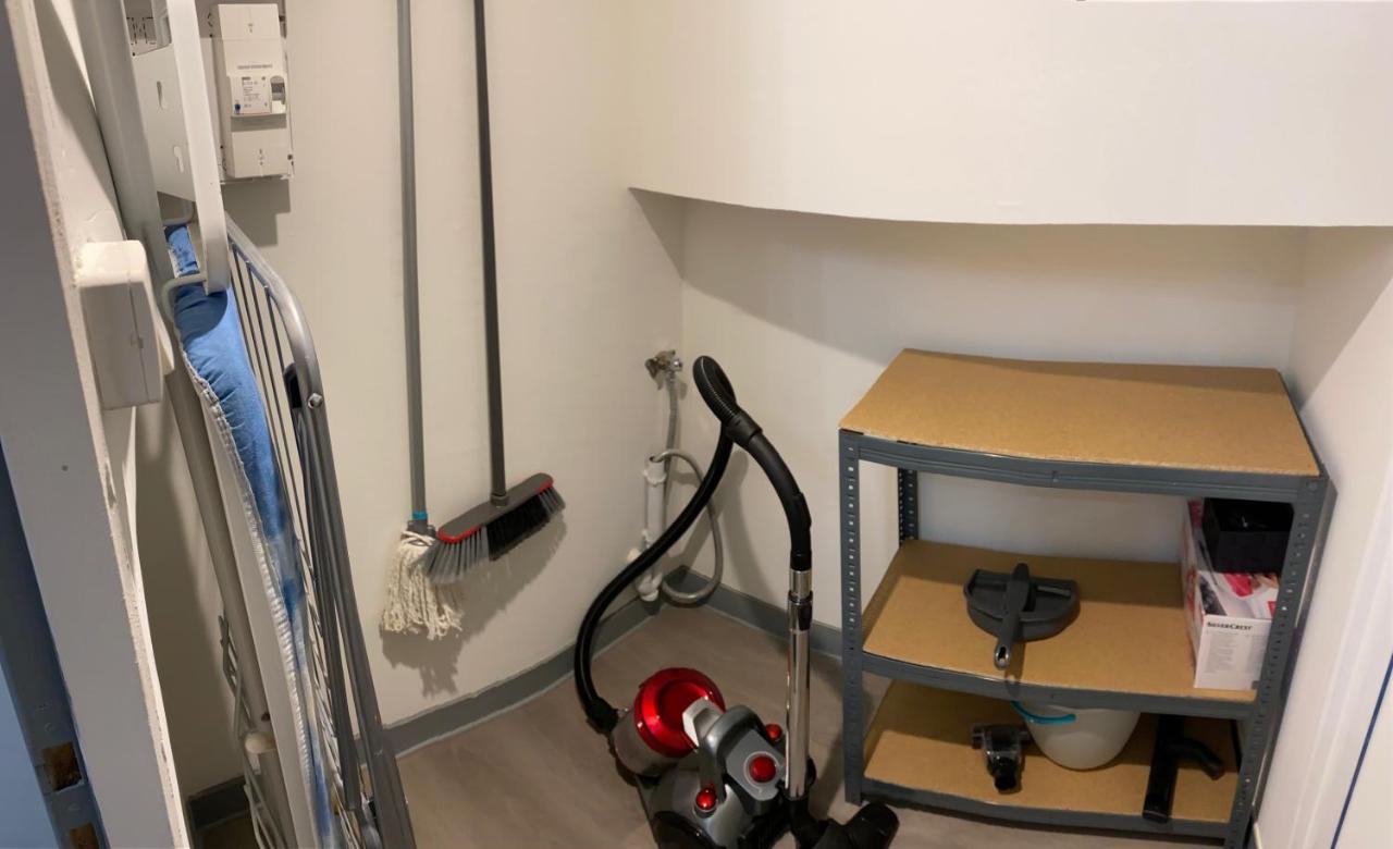 Résidence avec un T3 un T2 et un STUDIO en Centre Ville d Argelès-Gazost Esterno foto
